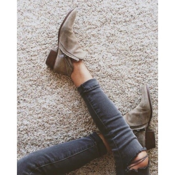 Sam Edelman Shoes - SAM EDELMAN Petty Ankle Boots